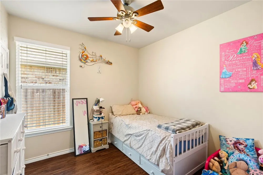 2238 Tallow Drive Portland, TX 78374