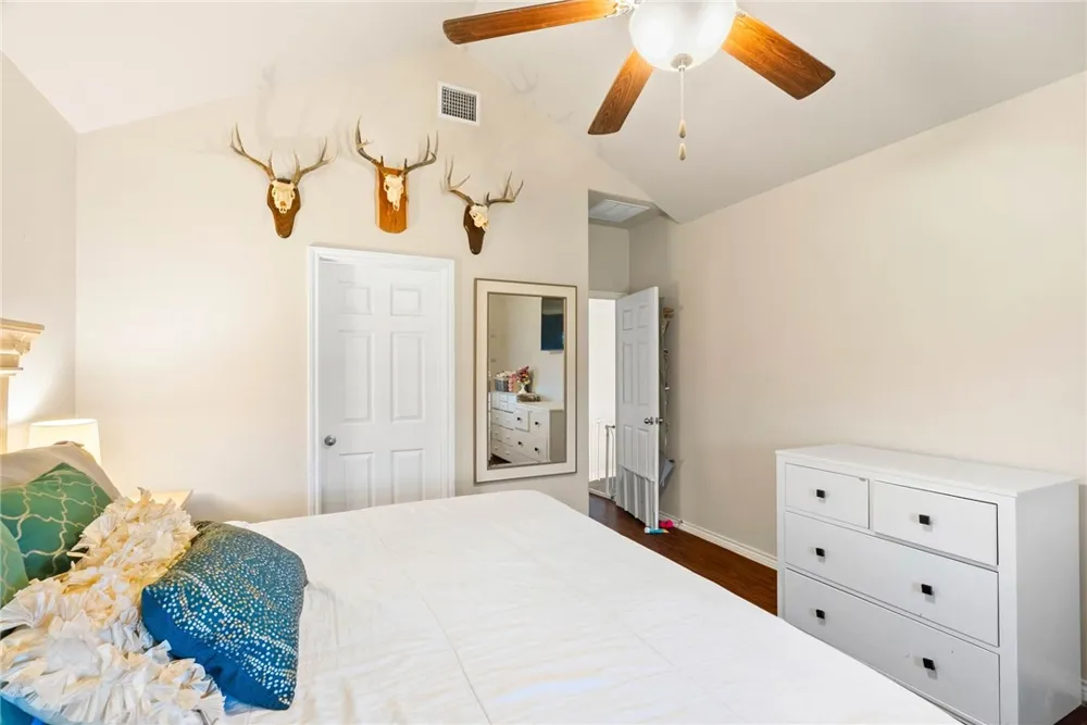 2238 Tallow Drive Portland, TX 78374