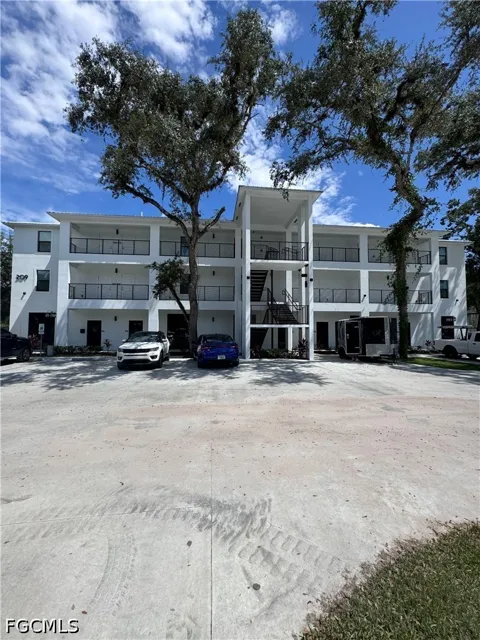 Belle Arbor Boulevard