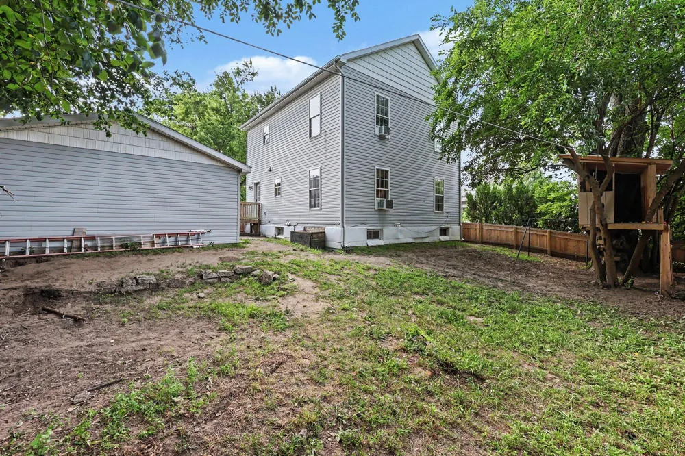 1022 Homewild Avenue Jackson, MI 49201