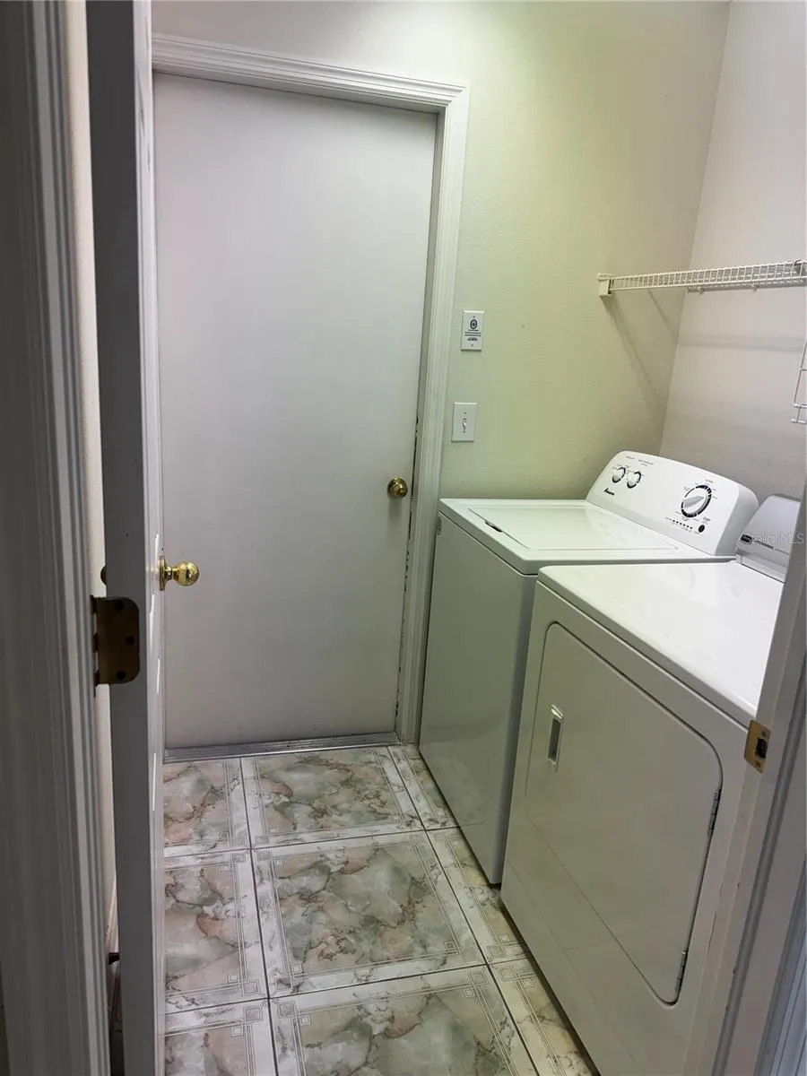 8806 CYPRESS HAMMOCK DRIVE Tampa, FL 33614