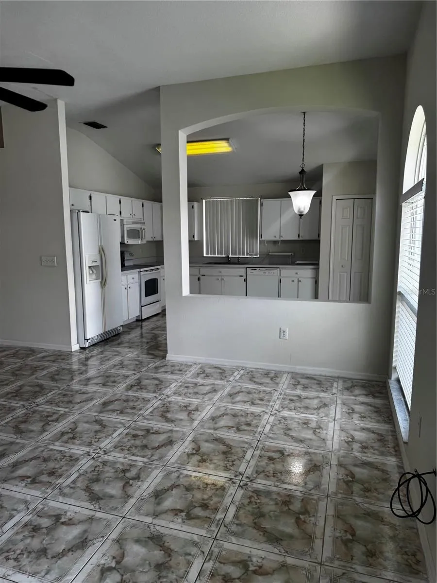 8806 CYPRESS HAMMOCK DRIVE Tampa, FL 33614