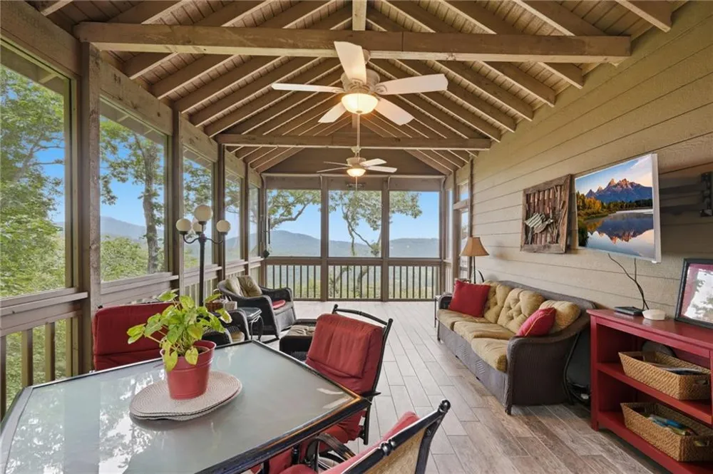 72 Wild Cherry Lane Big Canoe, GA 30143