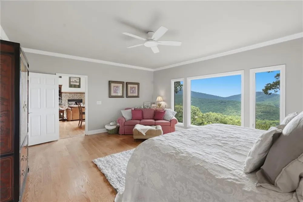 72 Wild Cherry Lane Big Canoe, GA 30143