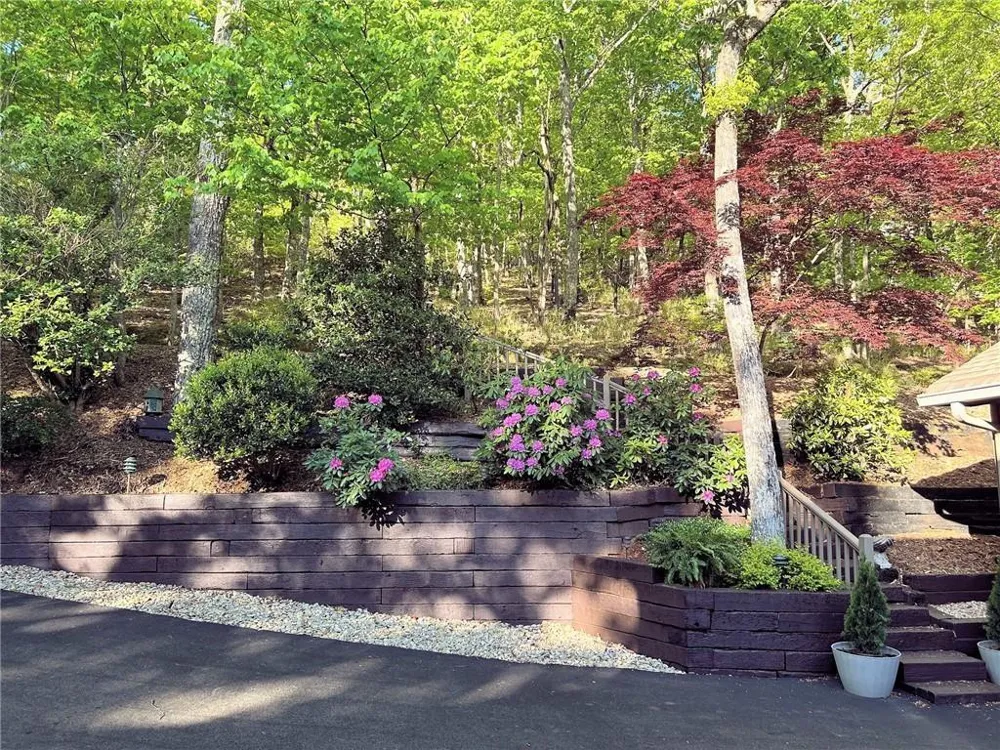 72 Wild Cherry Lane Big Canoe, GA 30143