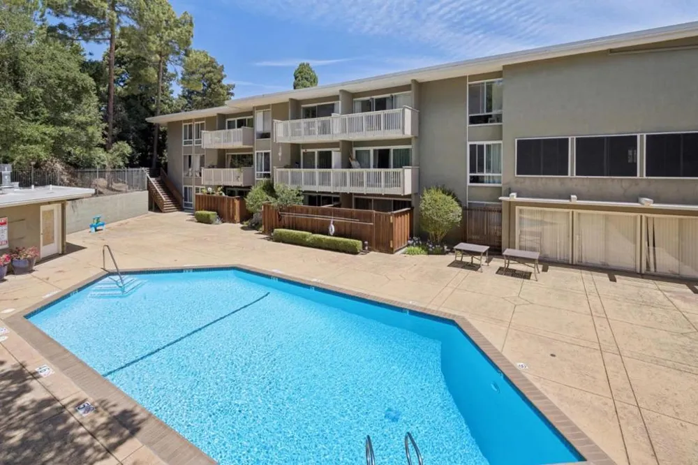 1101 Continentals Way #112 Belmont, CA 94002