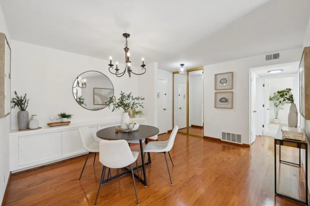 1101 Continentals Way #112 Belmont, CA 94002