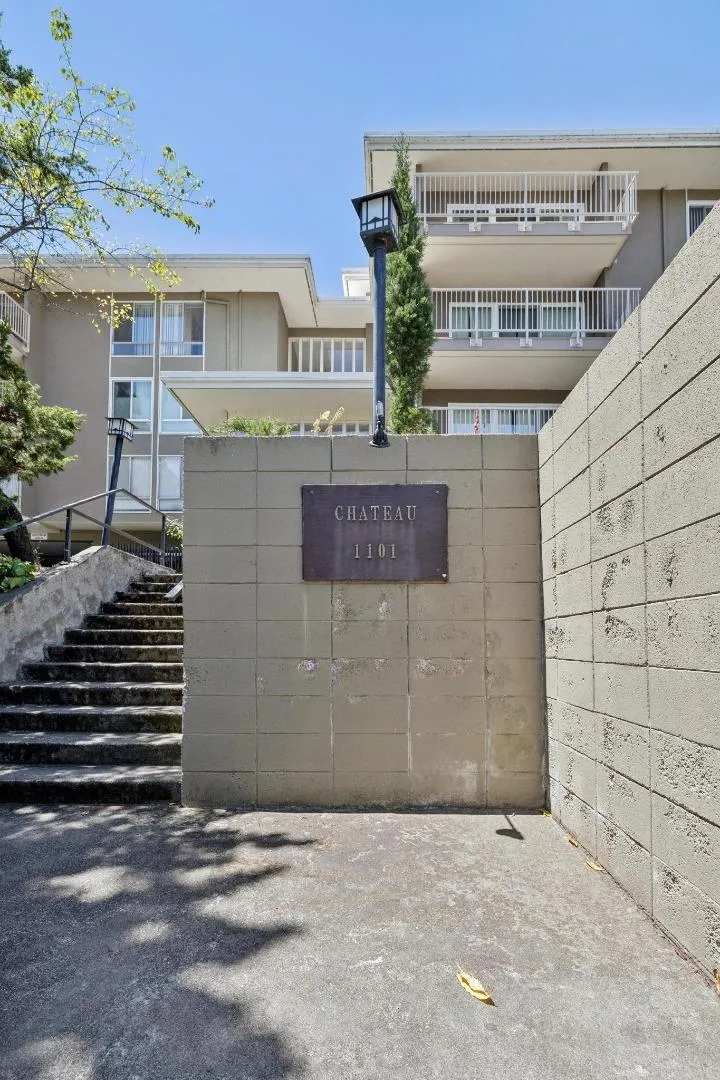 1101 Continentals Way #112 Belmont, CA 94002