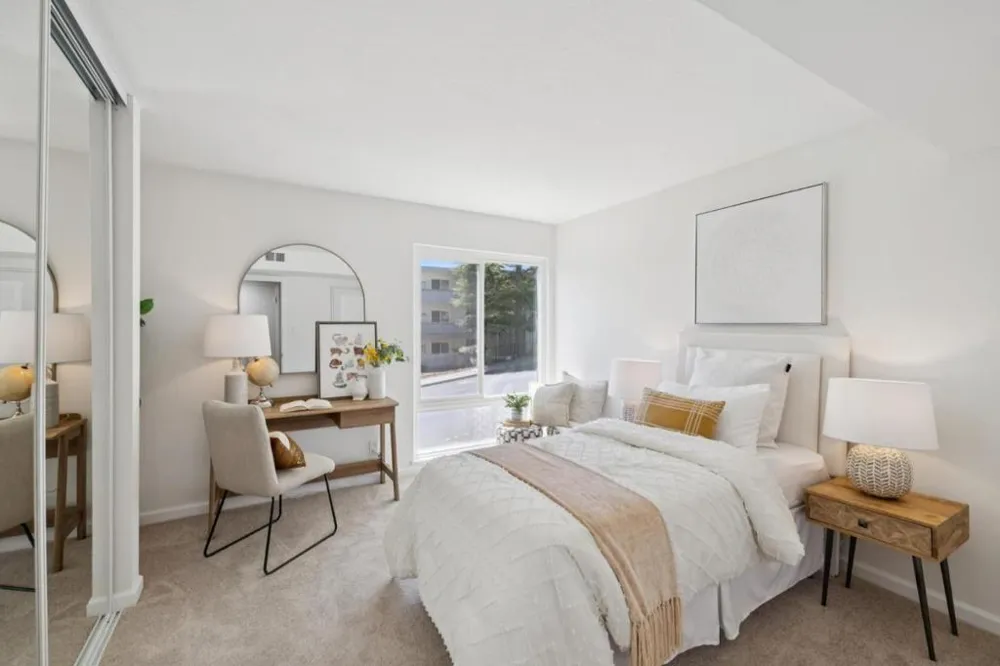 1101 Continentals Way #112 Belmont, CA 94002