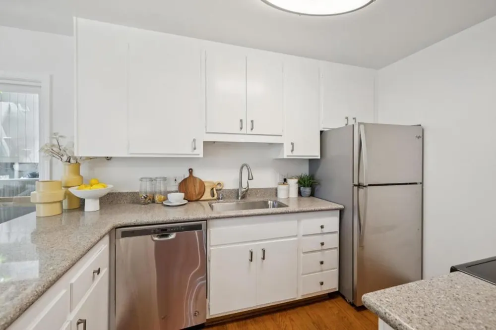 1101 Continentals Way #112 Belmont, CA 94002