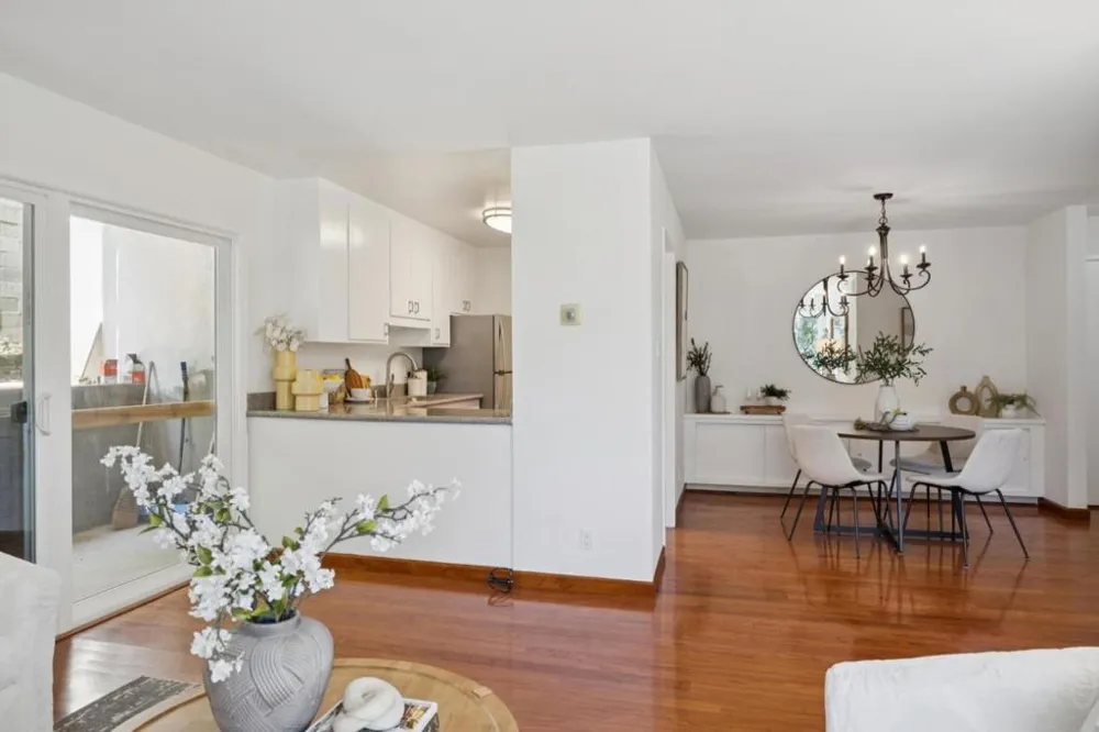 1101 Continentals Way #112 Belmont, CA 94002