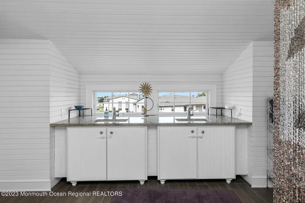 24 Park Road Monmouth Beach, NJ 07750