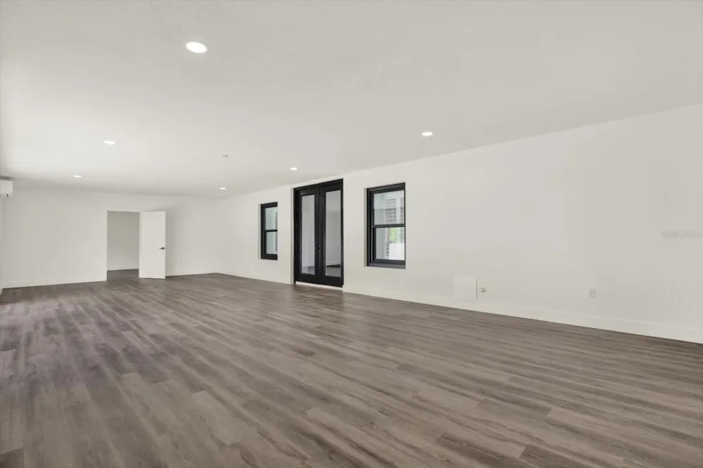 34370 RICHARDSON BOULEVARD Webster, FL 33597
