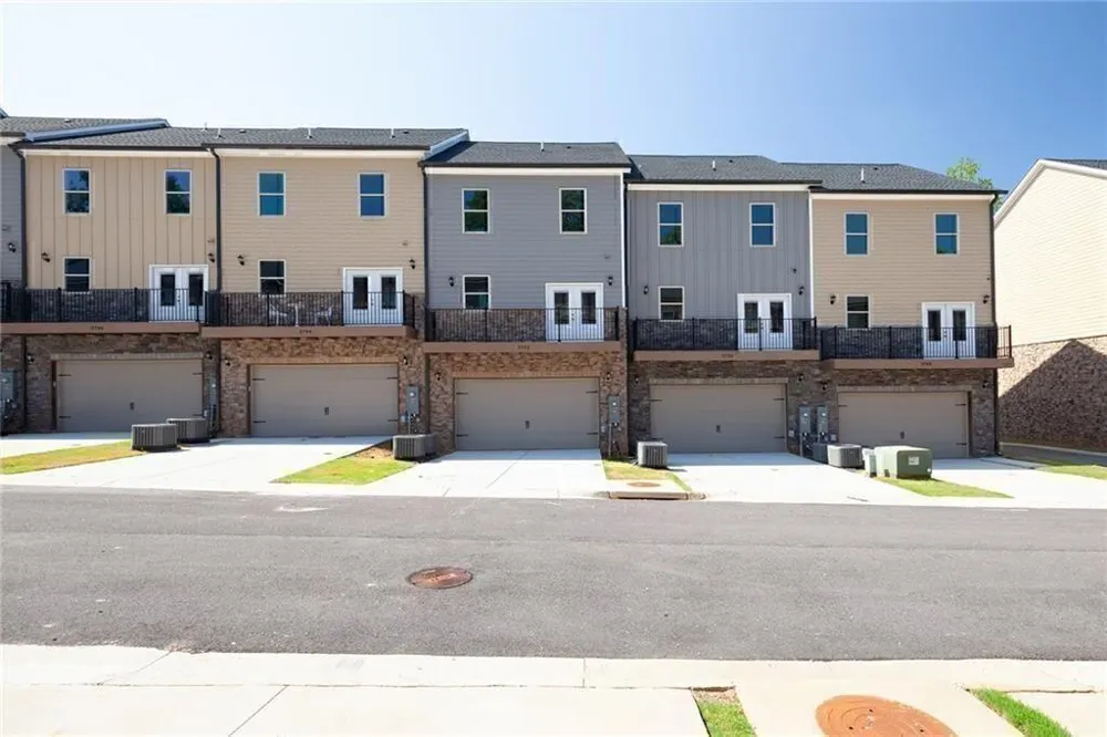 3804 Jack Vernon Circle Powder Springs, GA 30127