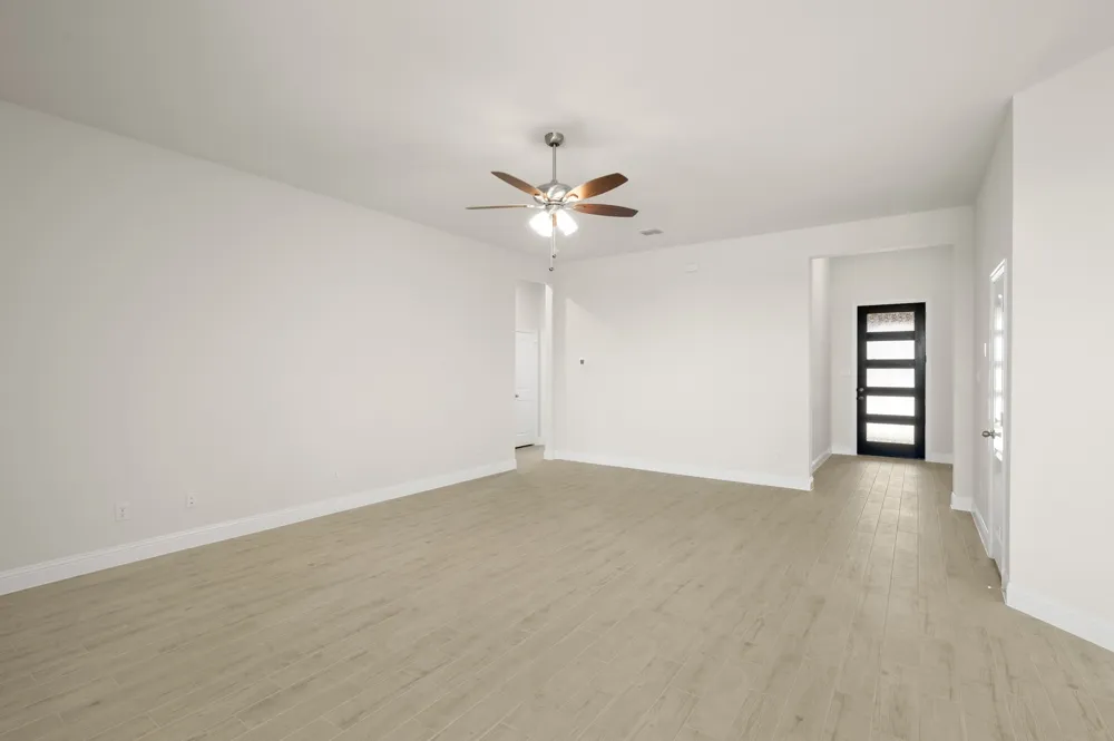 220 Mercy Street Godley, TX 76044