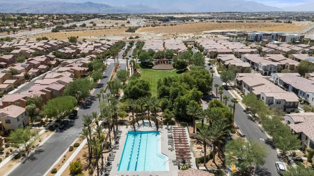 305 Paseo Gusto Palm Desert, CA 92211