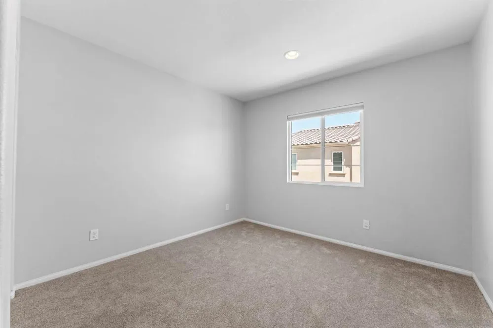 305 Paseo Gusto Palm Desert, CA 92211