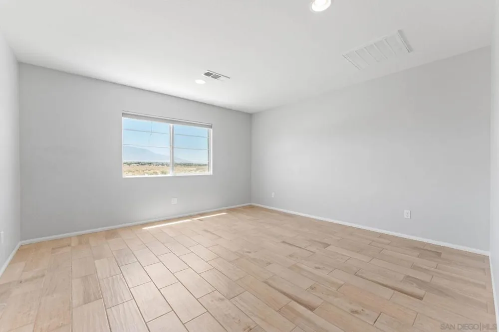 305 Paseo Gusto Palm Desert, CA 92211
