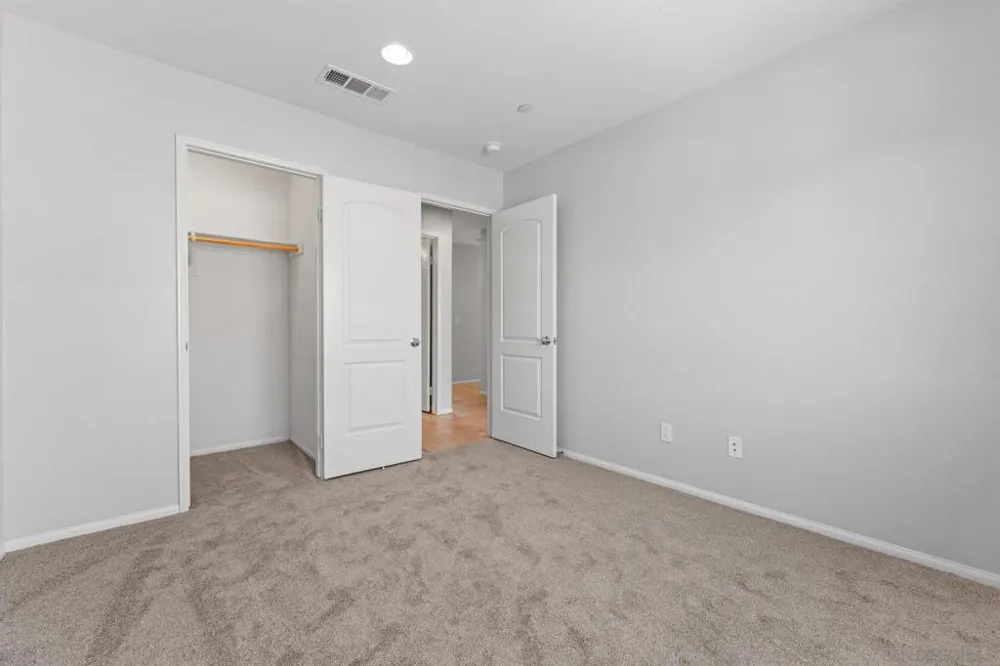 305 Paseo Gusto Palm Desert, CA 92211