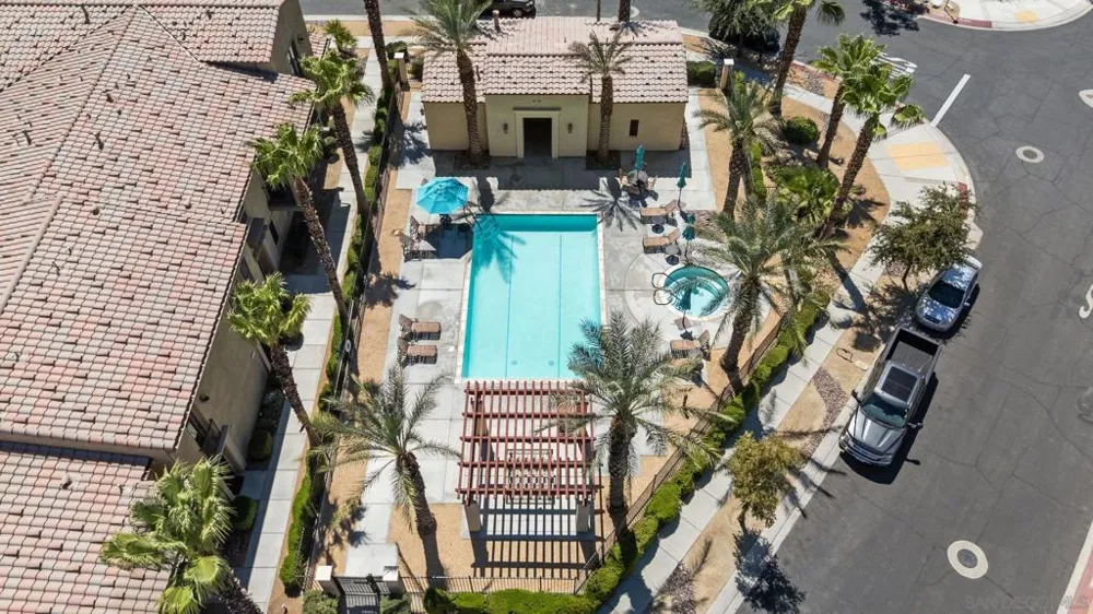 305 Paseo Gusto Palm Desert, CA 92211