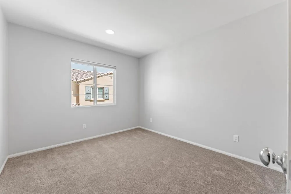 305 Paseo Gusto Palm Desert, CA 92211