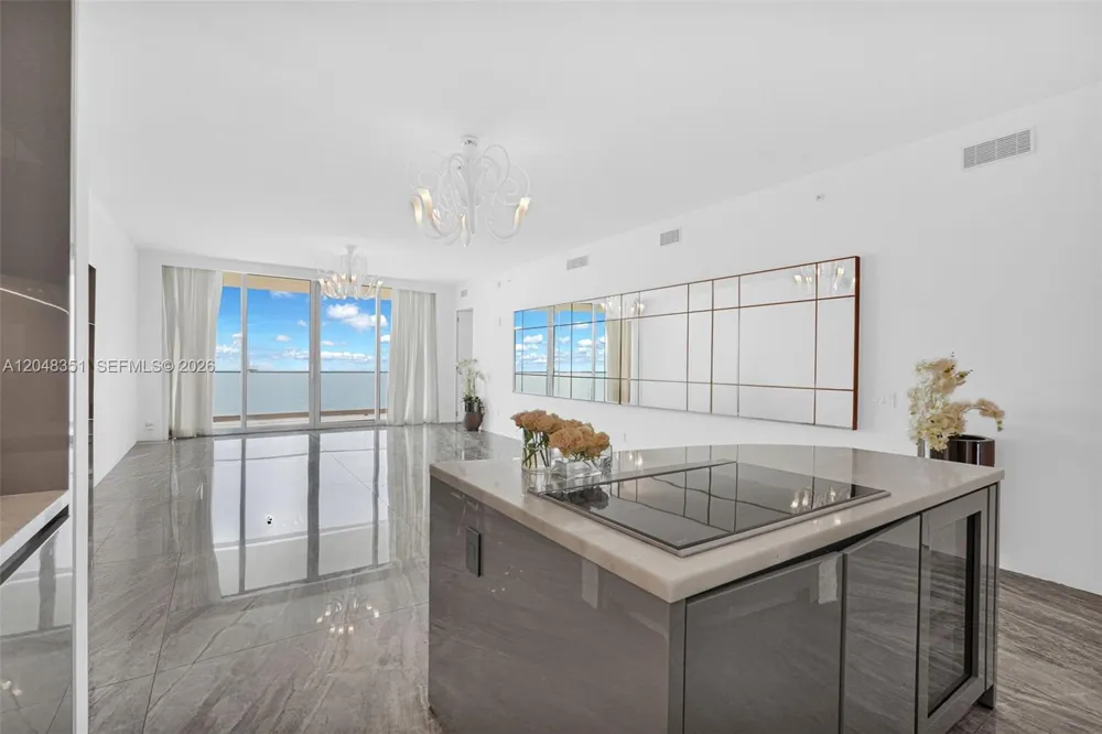 18975 Collins Ave #2901 Sunny Isles Beach, FL 33160