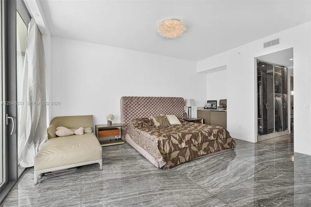 18975 Collins Ave #2901 Sunny Isles Beach, FL 33160