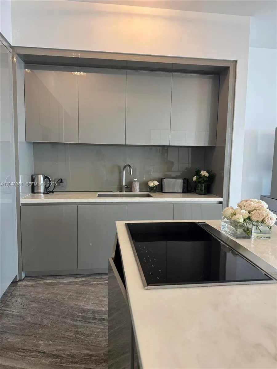 18975 Collins Ave #2901 Sunny Isles Beach, FL 33160