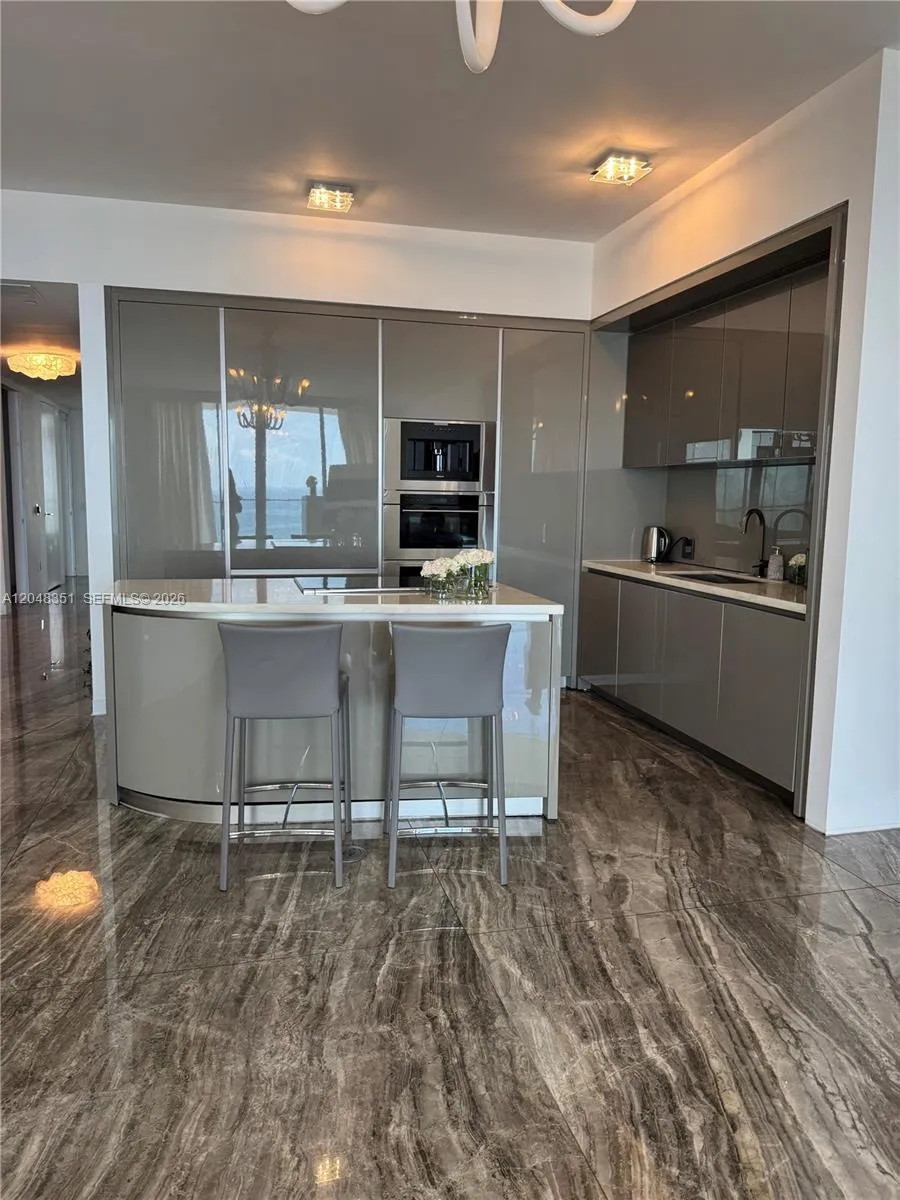 18975 Collins Ave #2901 Sunny Isles Beach, FL 33160