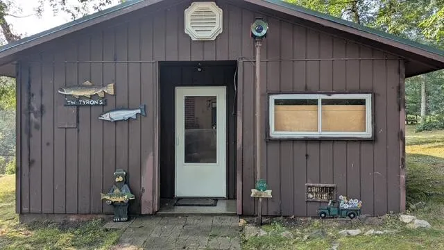2194 W Jab Drive Baldwin, MI 49304