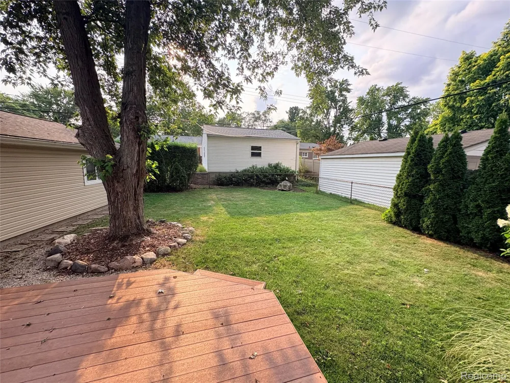 1341 CATALPA DRIVE Rochester City, MI 48307