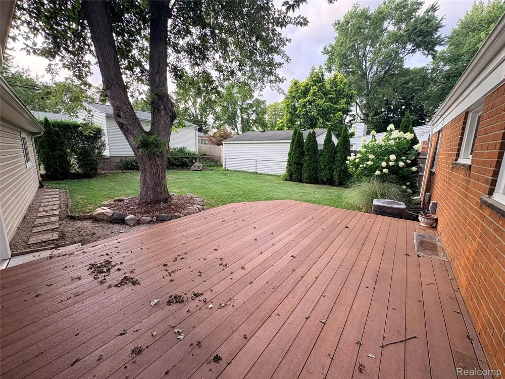 1341 CATALPA DRIVE Rochester City, MI 48307