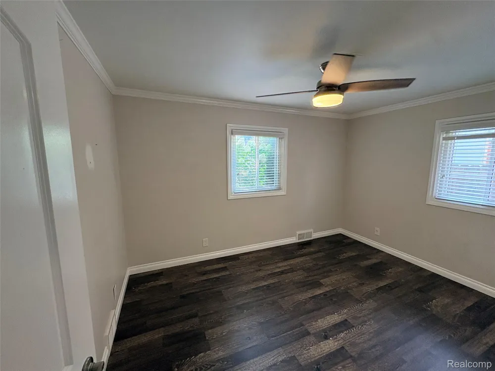 1341 CATALPA DRIVE Rochester City, MI 48307