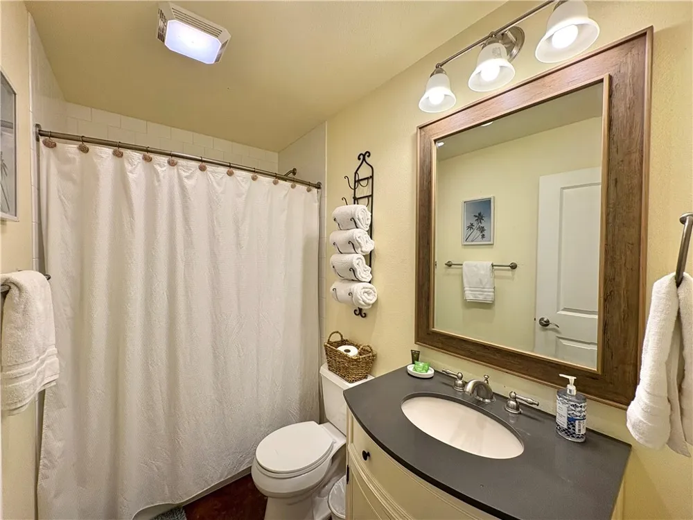 172 Five Dove Port Aransas, TX 78373