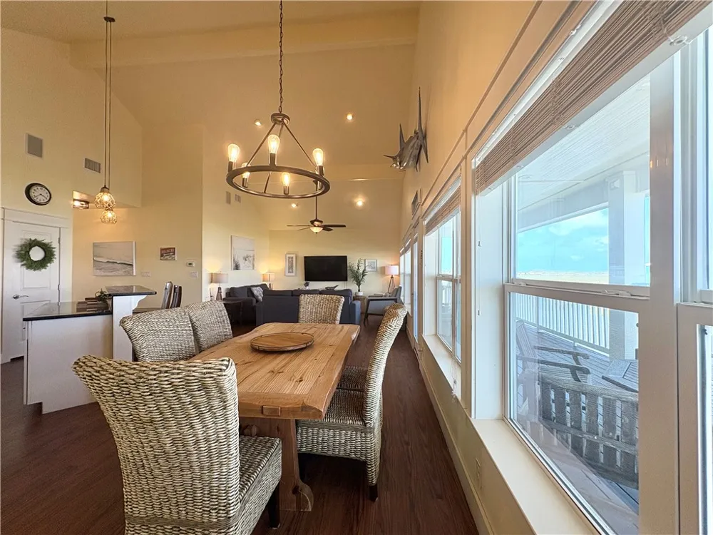 172 Five Dove Port Aransas, TX 78373