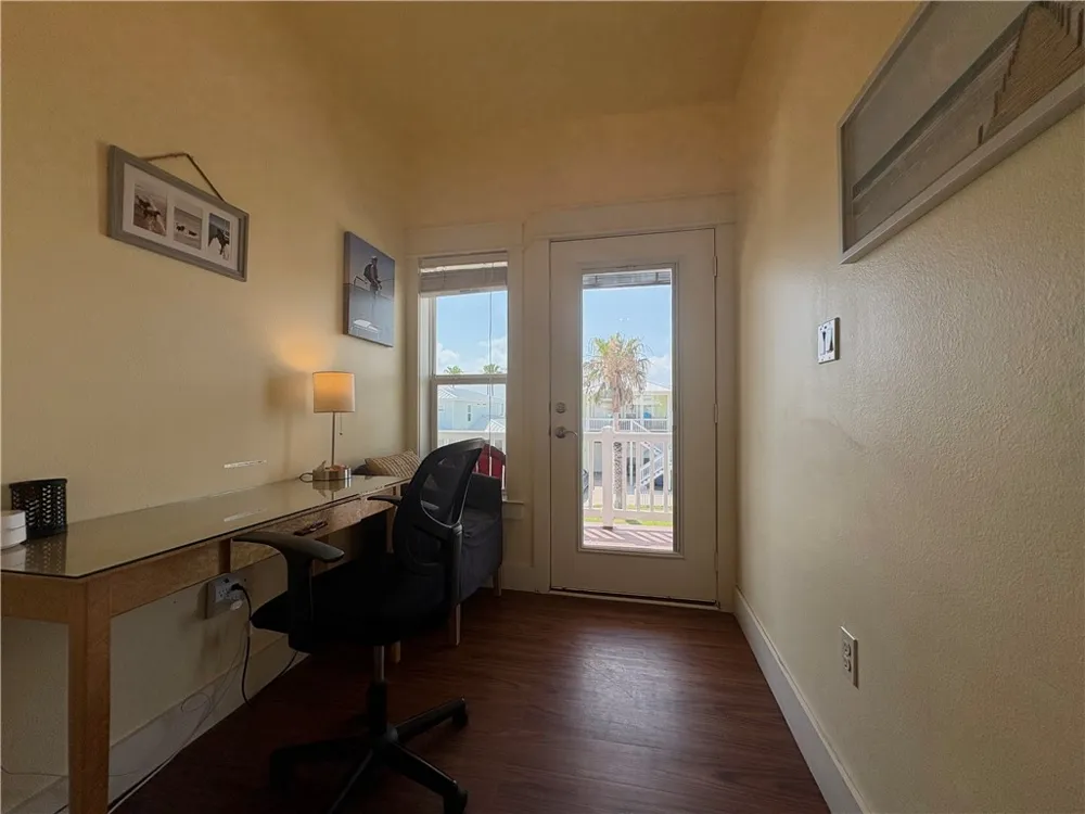 172 Five Dove Port Aransas, TX 78373