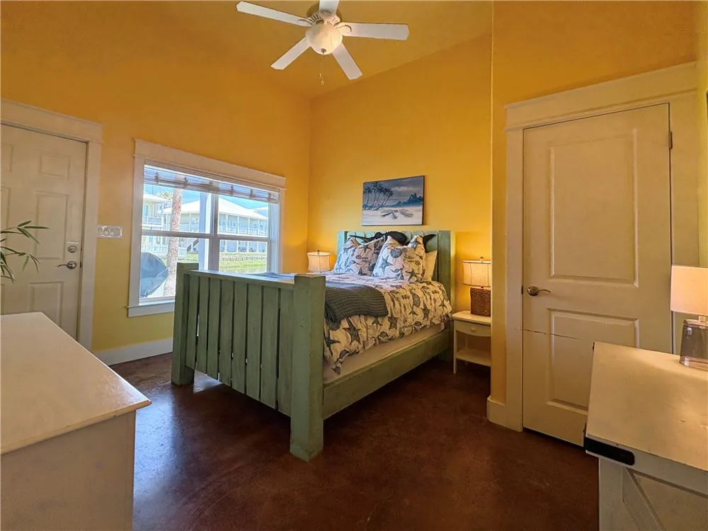 172 Five Dove Port Aransas, TX 78373