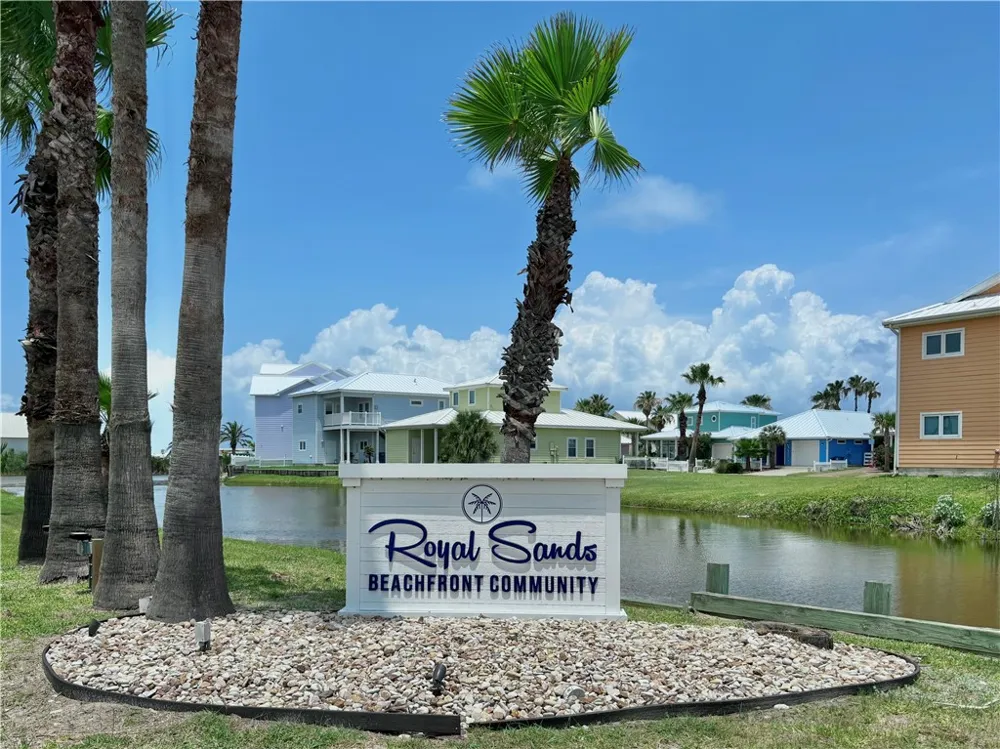 172 Five Dove Port Aransas, TX 78373