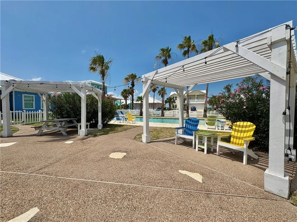 172 Five Dove Port Aransas, TX 78373
