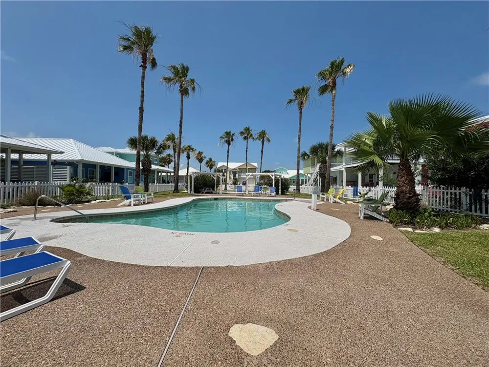 172 Five Dove Port Aransas, TX 78373