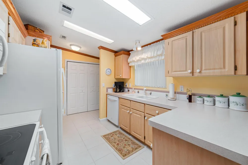 1651 SW 35th Circle Okeechobee, FL 34974