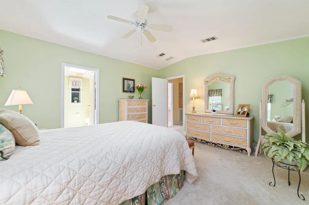 1651 SW 35th Circle Okeechobee, FL 34974