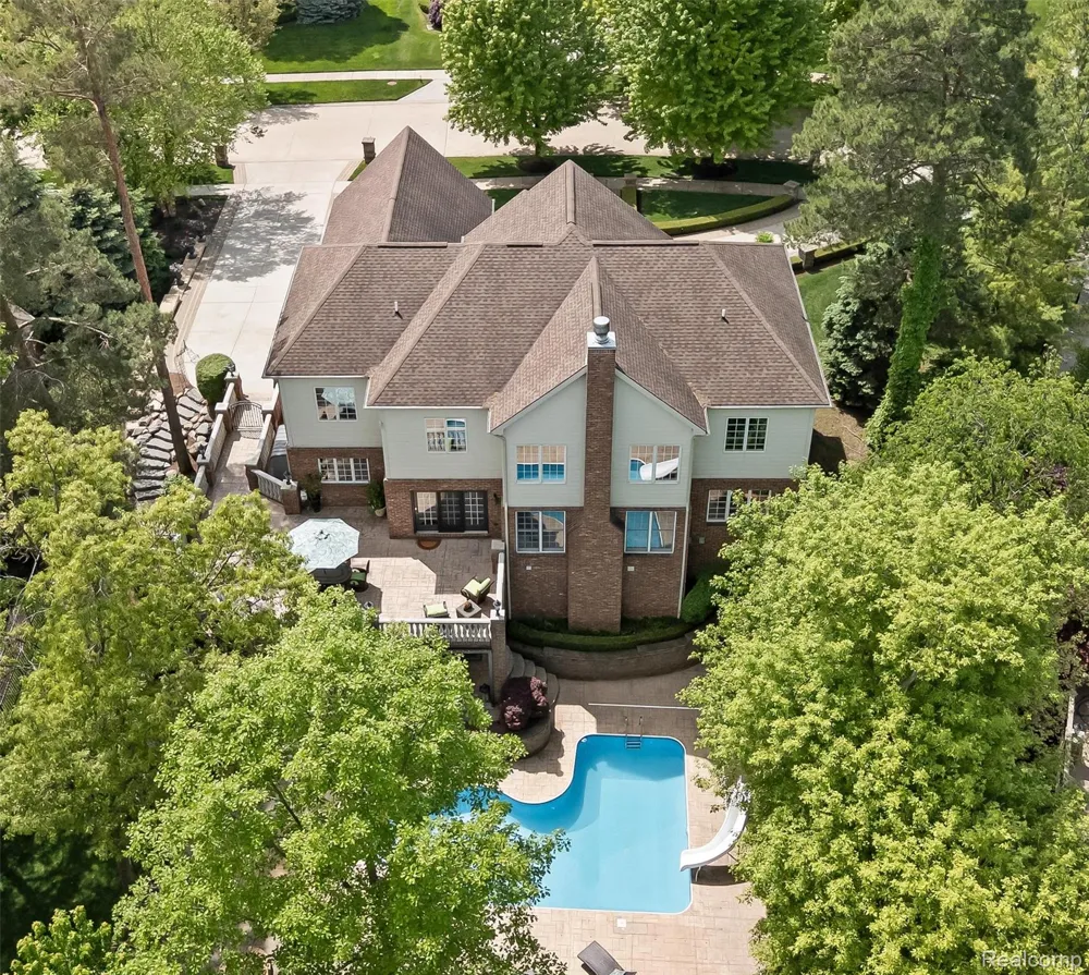 61496 Beacon Hill Drive Washington Township, MI 48094
