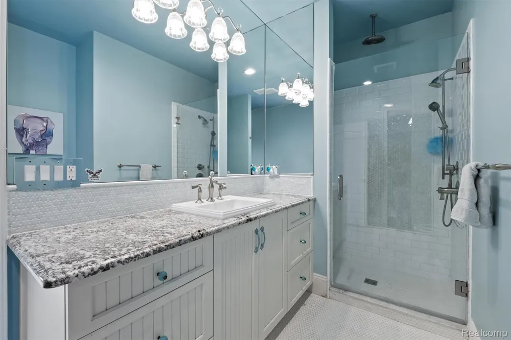 61496 Beacon Hill Drive Washington Township, MI 48094