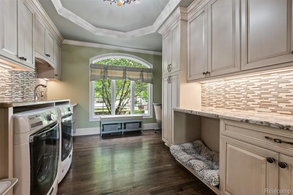 61496 Beacon Hill Drive Washington Township, MI 48094
