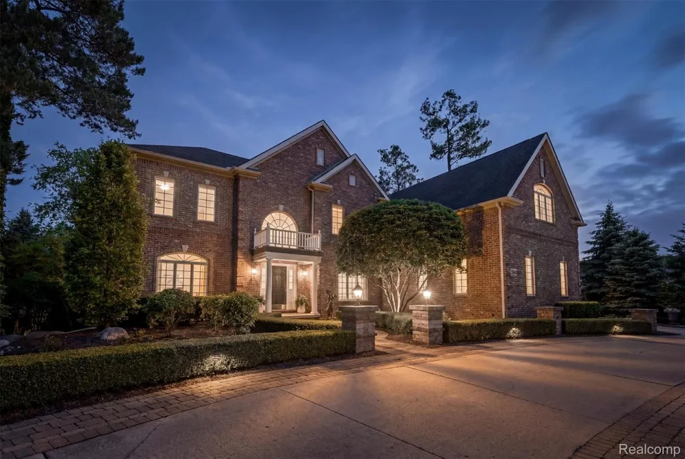 61496 Beacon Hill Drive Washington Township, MI 48094