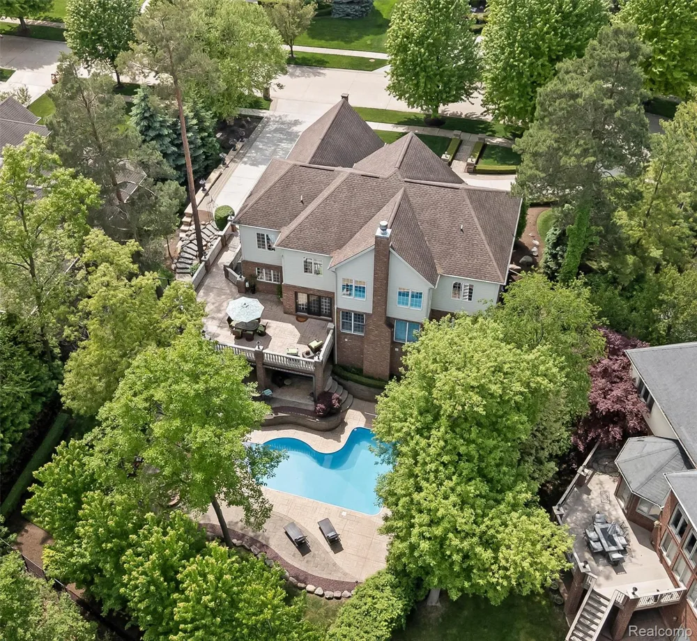 61496 Beacon Hill Drive Washington Township, MI 48094