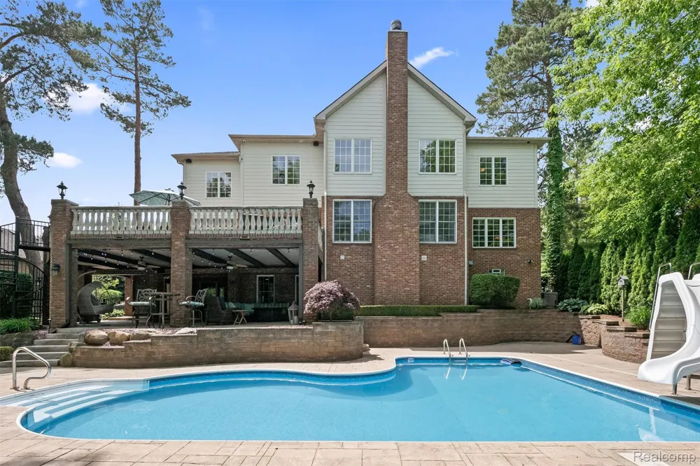 61496 Beacon Hill Drive Washington Township, MI 48094