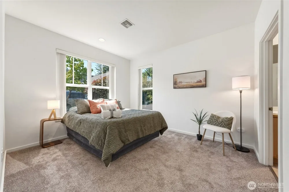 875 SE Creekside Drive College Place, WA 99324