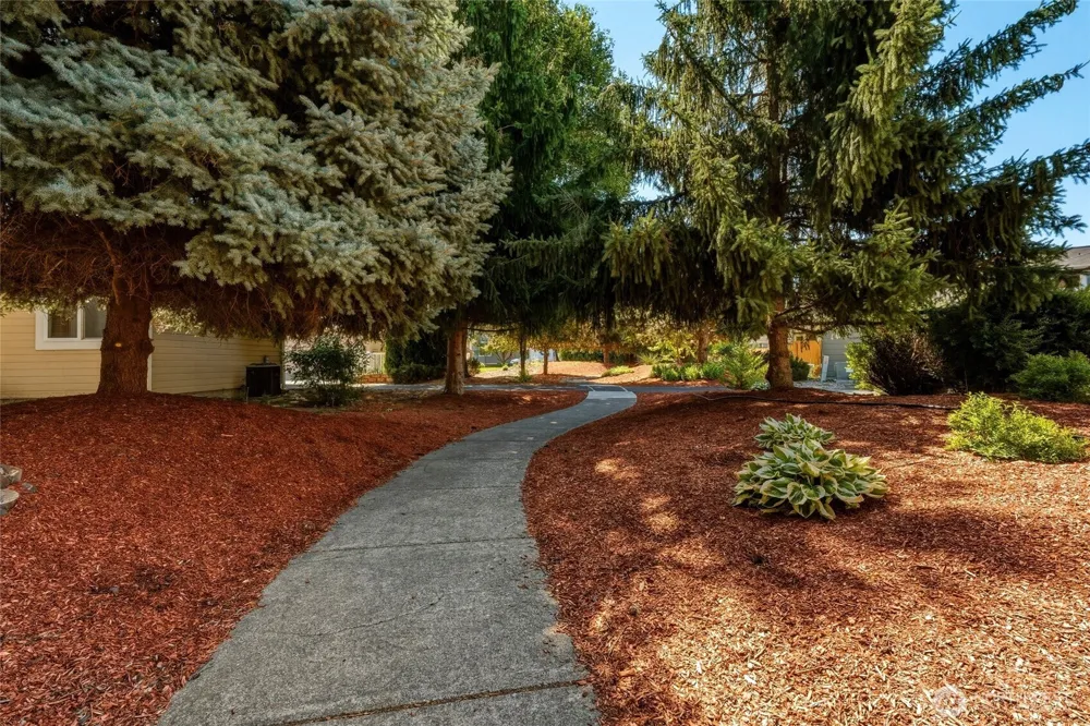 875 SE Creekside Drive College Place, WA 99324